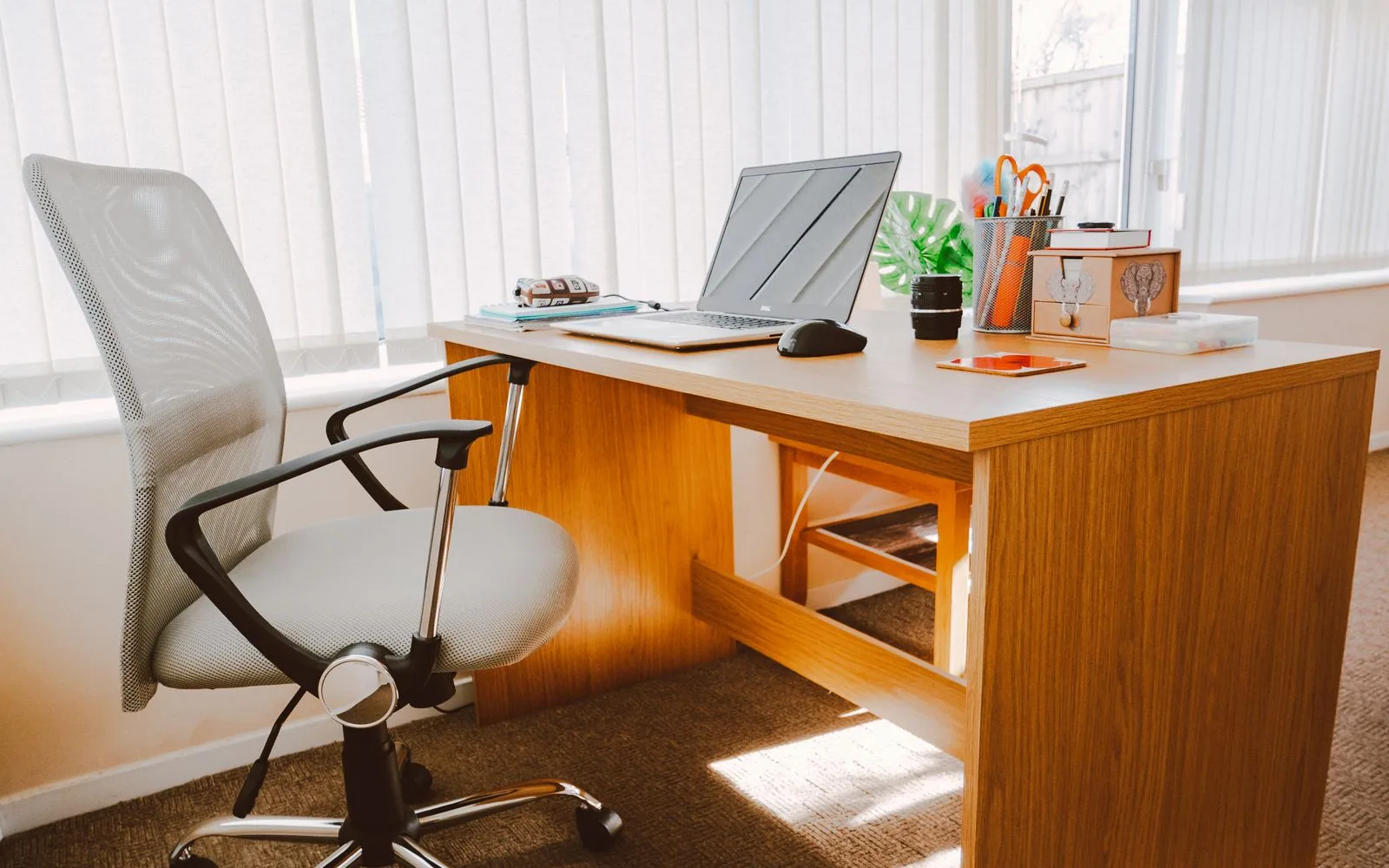 Small offices and workspaces kept spotless — after hours or around your schedule, with zero disruption.